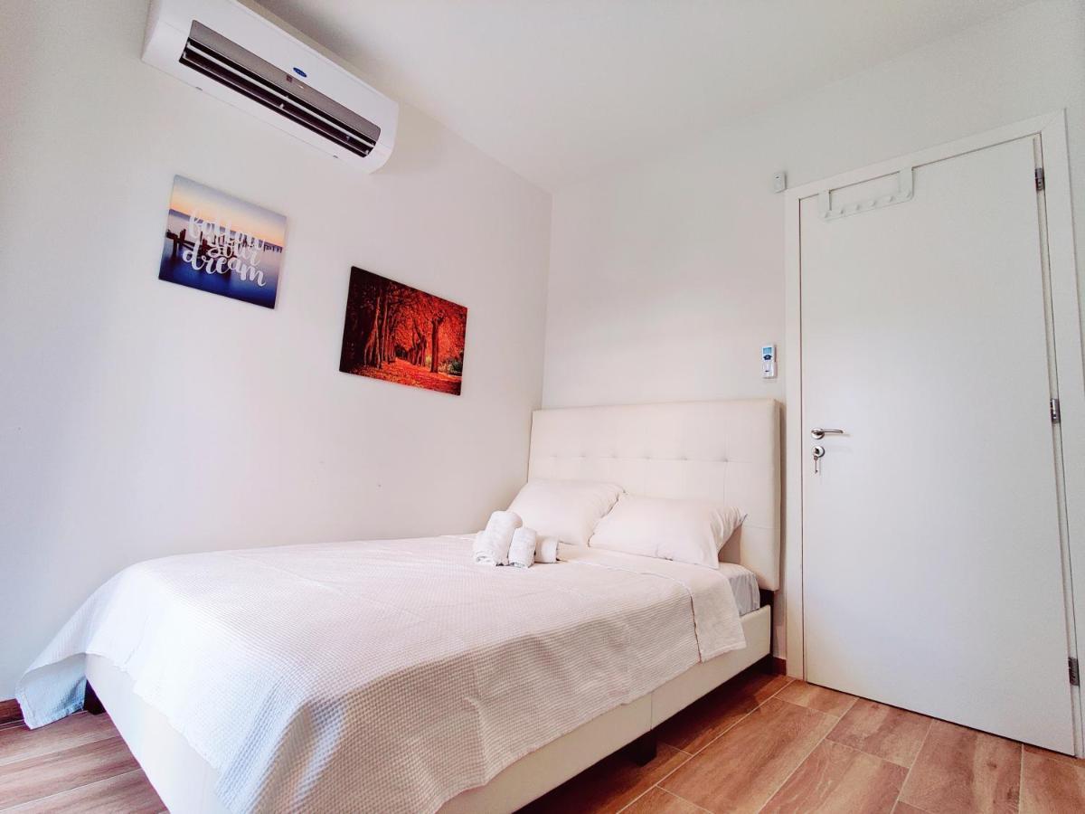 Wsd Luxury Bright 2Bd Apt With Sea View Balcony Atene Esterno foto
